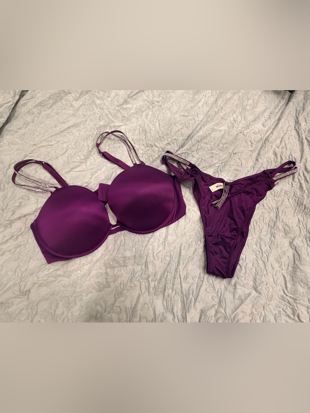 Victoria's Secret Purple Very sexy push up bra double strap panty NWT 40D xxl